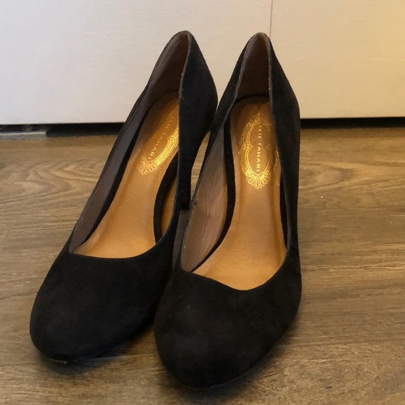 Elie Tahari black suade heels size 37 - Picture 2 of 10